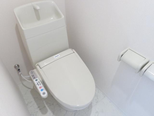 トイレ　シャワー付トイレ