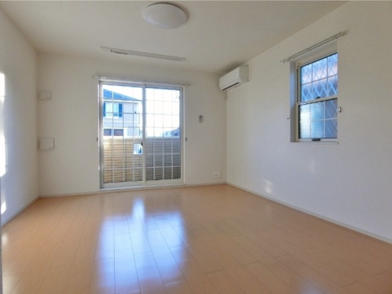 居室・リビング　図面と現状に相違がある場合には現状を優先