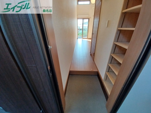 玄関　同型参考写真