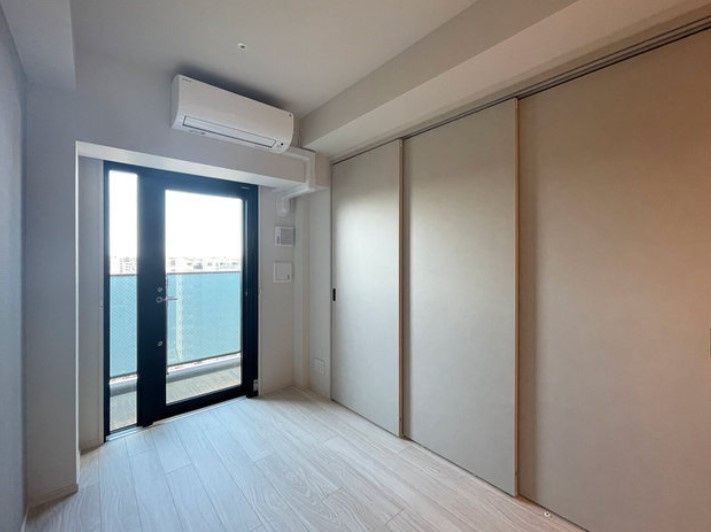 居室・リビング　☆明るい居間☆