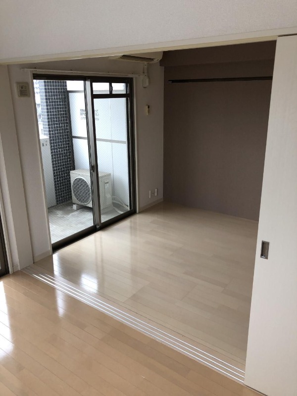 居室・リビング　別号室