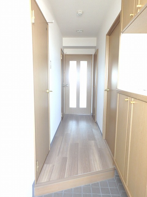 玄関　下駄箱付き！