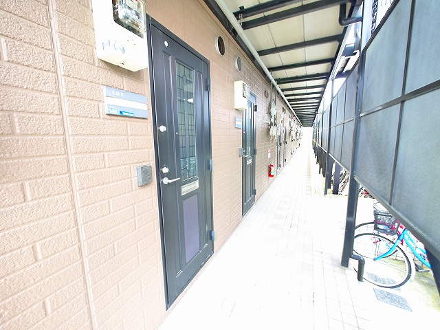 その他共有部分　明るい共有スペース