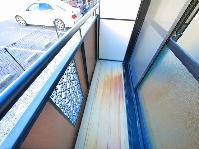 バルコニー　開放的で明るい空間を演出してくれるバルコニーです