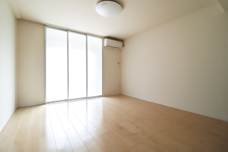 居室・リビング　図面と現状に相違がある場合には現状を優先