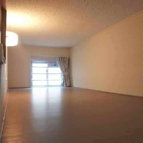 その他　小窓付きの快適なロフト空間♪