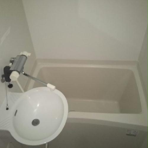 バス・シャワールーム　混合水栓で温度調節が簡単！