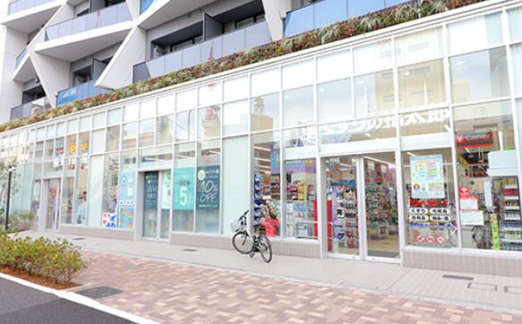ドラックストア　くすりの福太郎東麻布店（ドラッグストア）まで81m