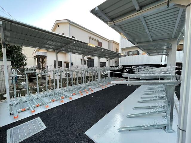 駐車場　駐輪場