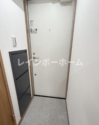玄関　収納もある玄関です