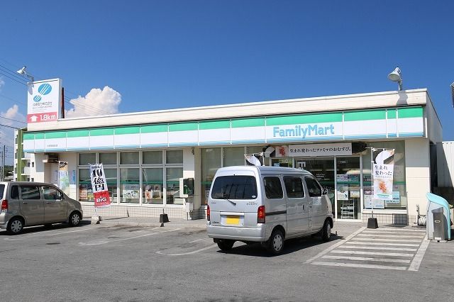 コンビニ　ファミリーマート川原団地前店（コンビニ）まで220m