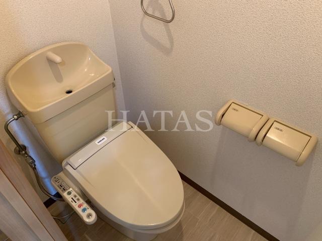 トイレ　同物件別部屋です