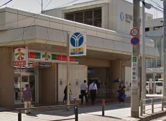 コンビニ　サンクス 横浜立場駅店（コンビニ）まで423m