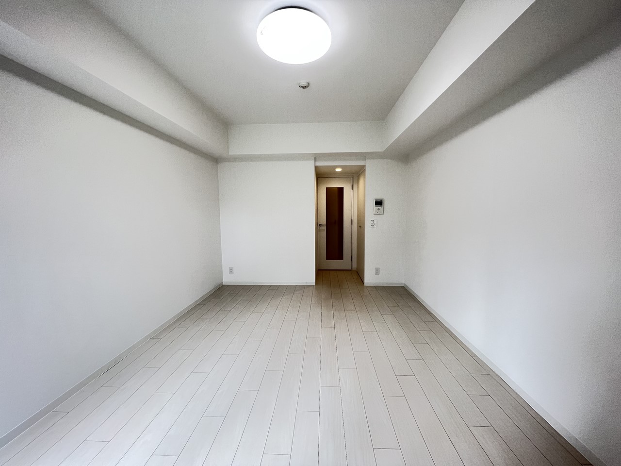 居室・リビング　※同物件、別部屋になります。