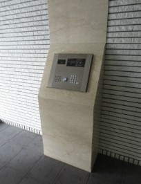 セキュリティ　☆安心のオートロック付き☆