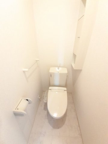トイレ　清潔感のあるトイレです