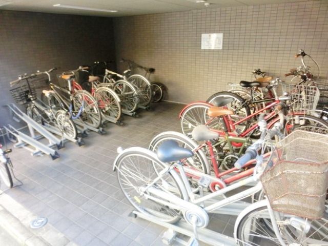 駐車場　駐輪場