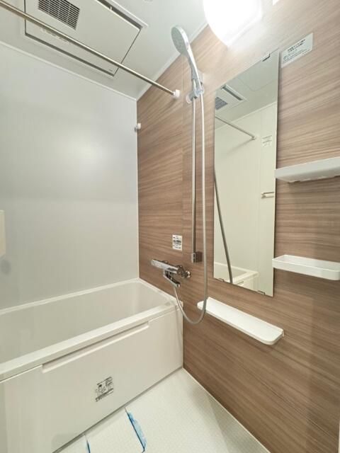 バス・シャワールーム　別部屋参考写真