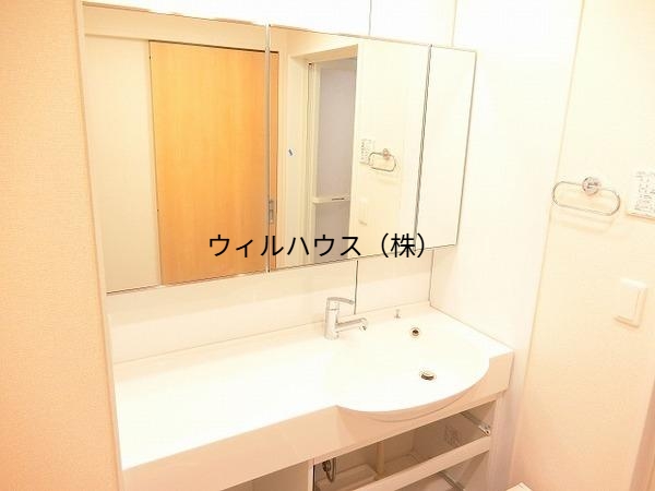 洗面設備　シャンプードレッサー！
