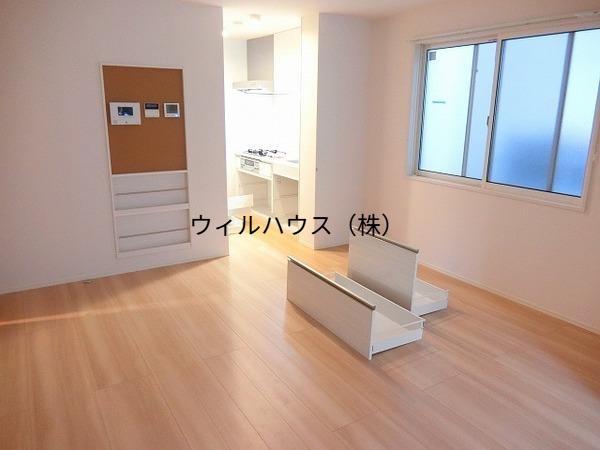 居室・リビング　フローリング！