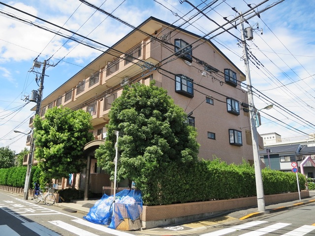 建物外観　立派な外観の建物です！