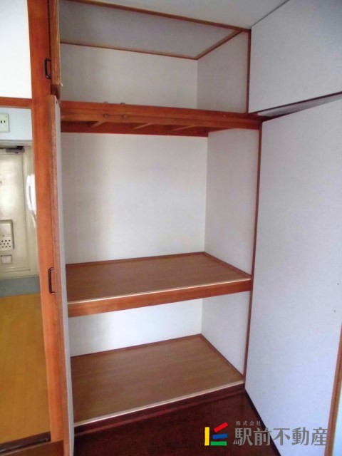 収納　収納は上部にもあります