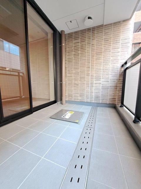 駐車場　バルコニー