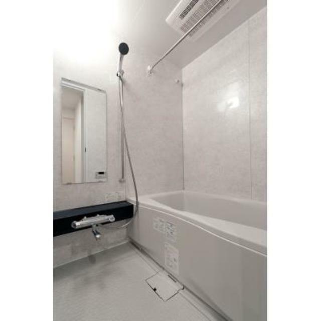 バス・シャワールーム　※写真は同タイプ住戸です。