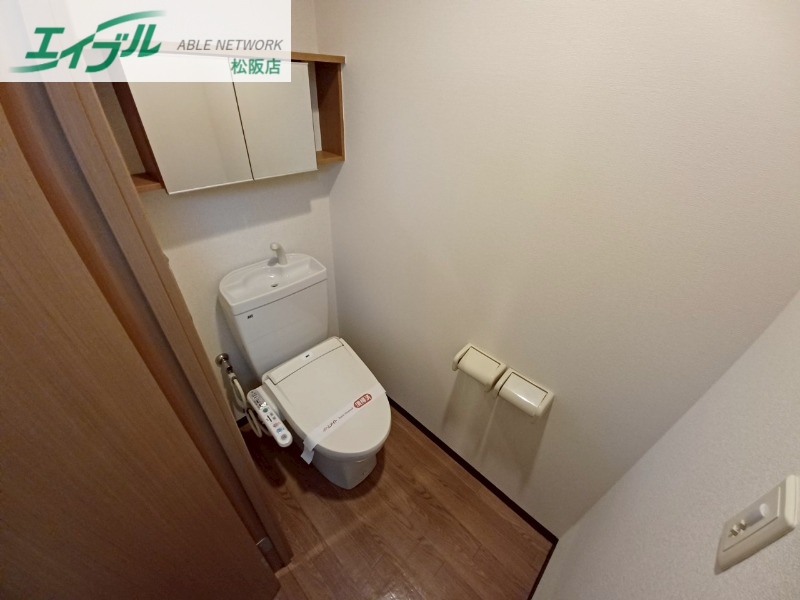 トイレ　別部屋画像参考