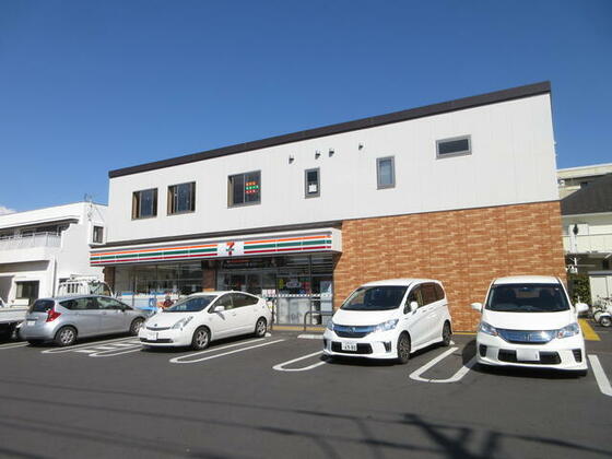 コンビニ　セブンイレブン町田成瀬台３丁目店（コンビニ）まで231m
