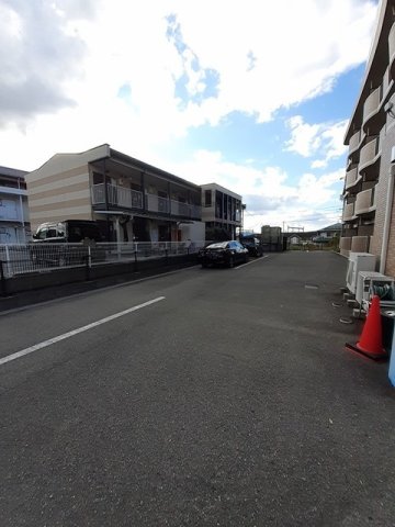 駐車場　車をお持ちの方に嬉しい駐車場付きの物件です