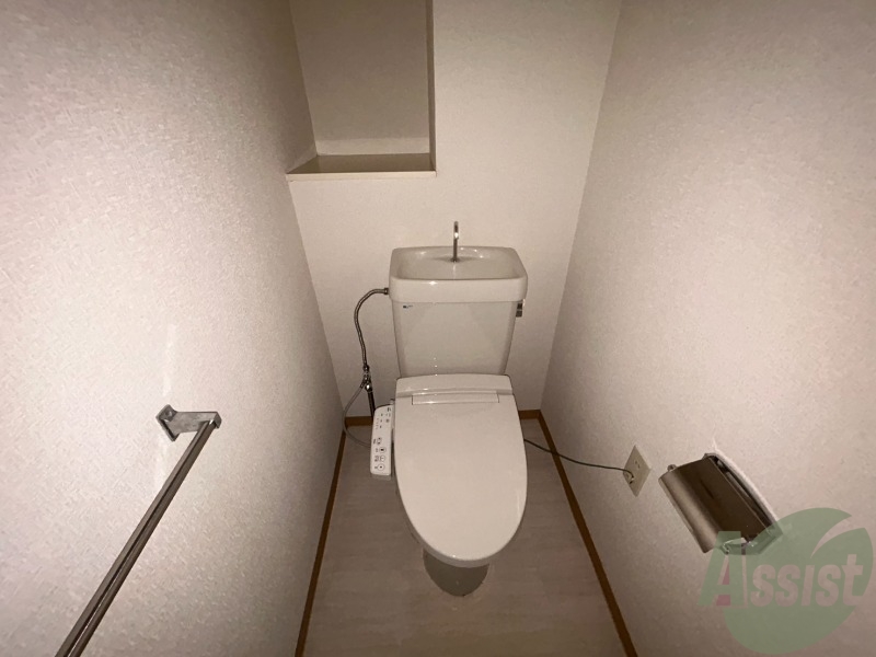 トイレ　トイレは清潔感があり安心して使用できそうです。