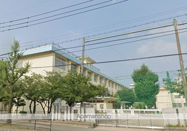 小学校　福岡市立小学校那珂小学校（小学校）まで4357m