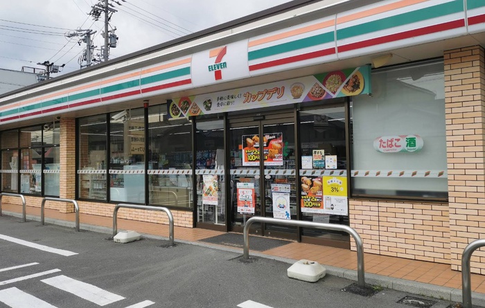 コンビニ　セブンイレブン 津島昭和町店（コンビニ）まで1200m