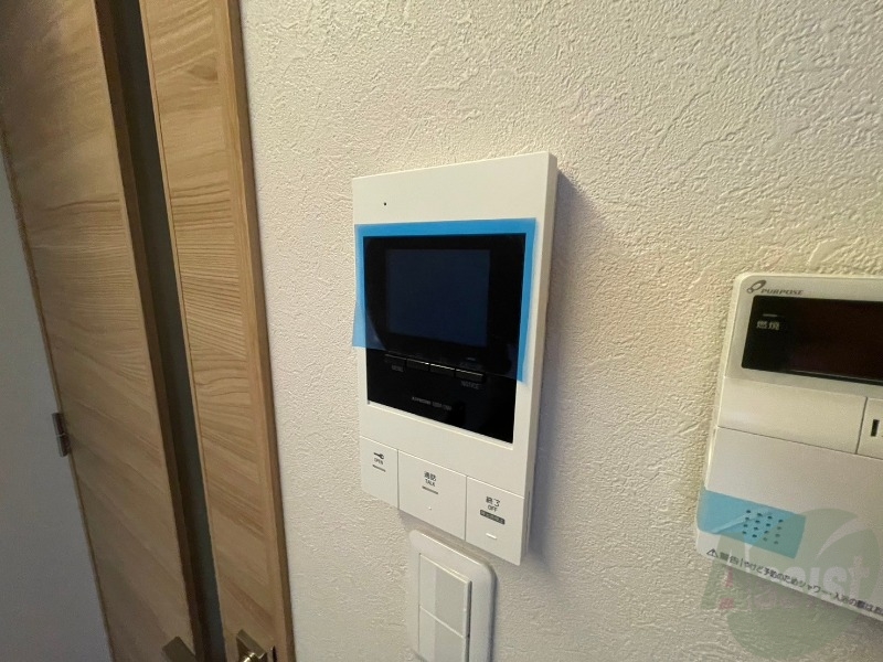 セキュリティ　ＴＶモニター付インターホンです。来客者の顔が見えるので安心！
