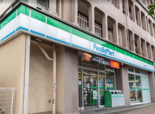 コンビニ　ファミリーマート 上池台夫婦坂店（コンビニ）まで237m