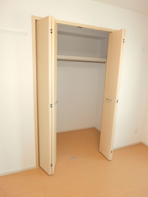 収納　お部屋のクローゼット。