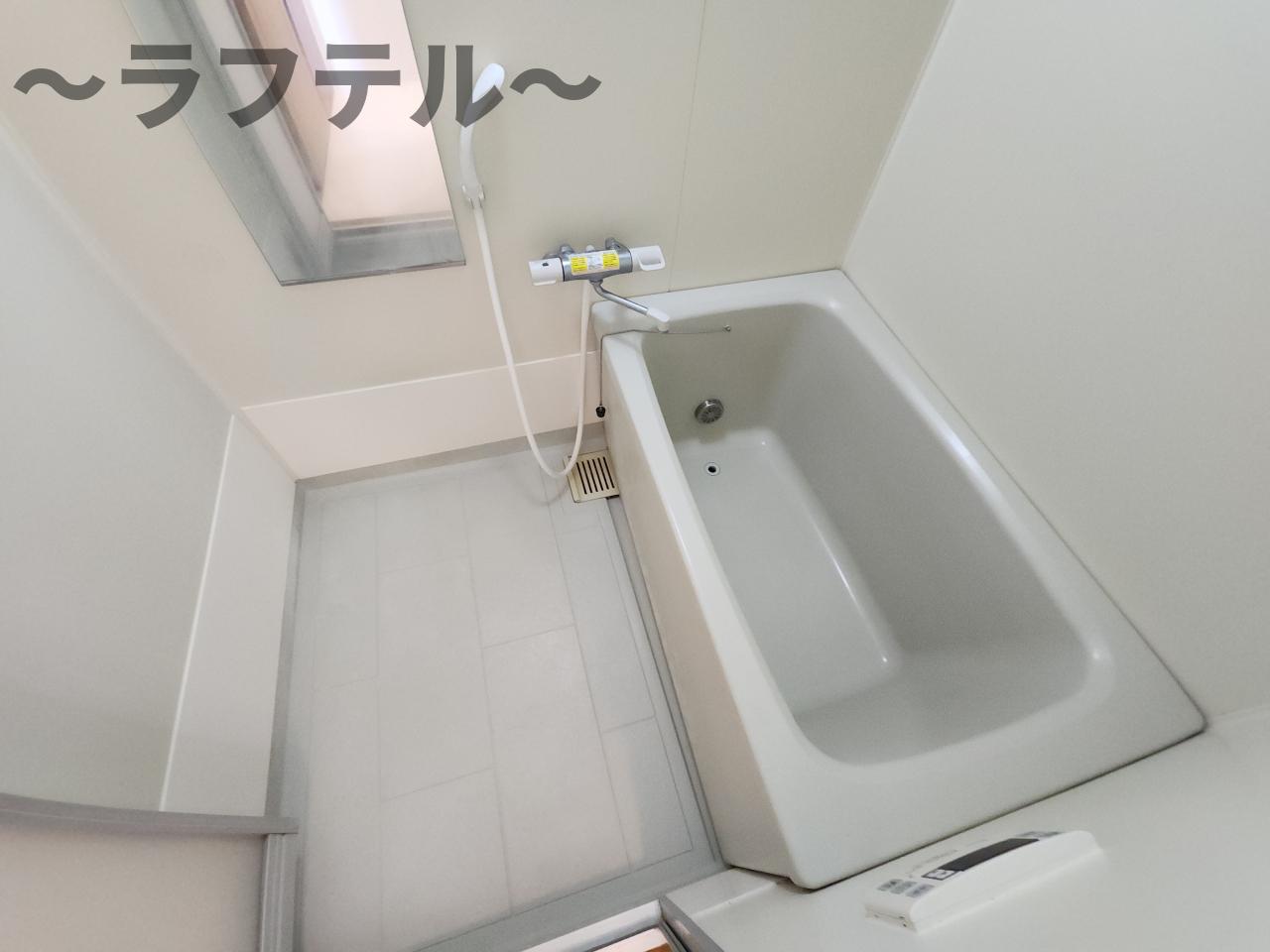 バス・シャワールーム　別部屋イメージ写真