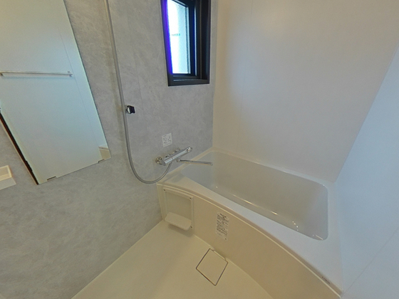 バス・シャワールーム　※別部屋の写真です