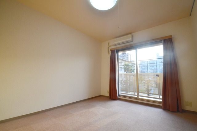 居室・リビング　同物件　違う部屋　参考写真