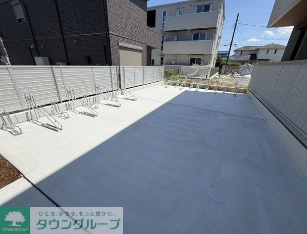 駐車場　駐車場