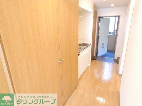 玄関　★お部屋探しは株式会社タウンハウジング東京まで★