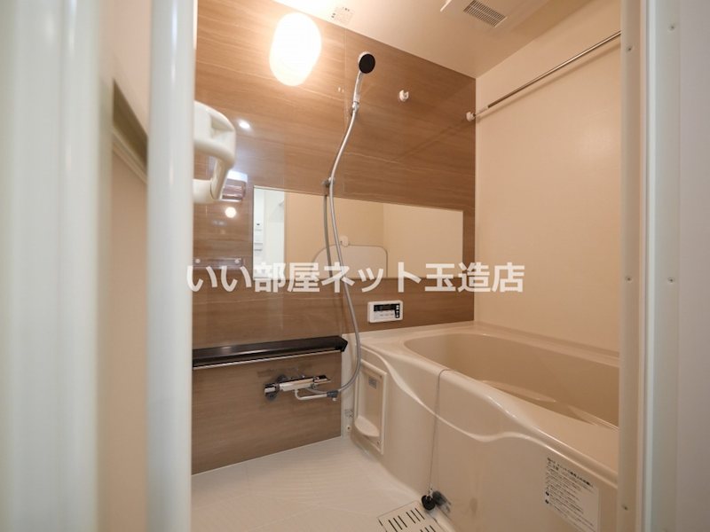 プレサンス長田レジェールの風呂写真