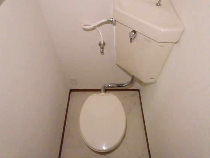 トイレ　シンプルで使いやすいトイレです