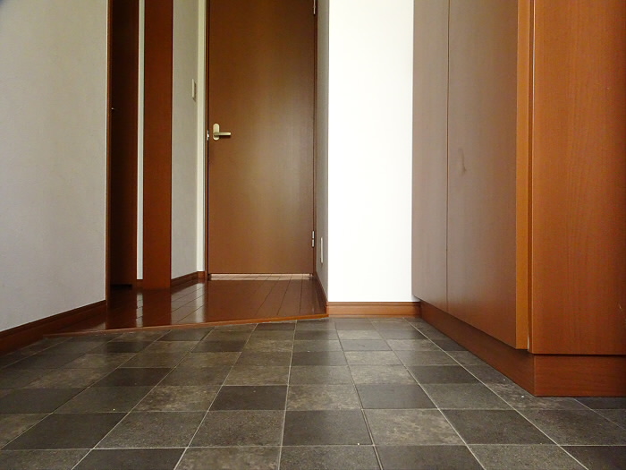 ロビー　建物の内部です