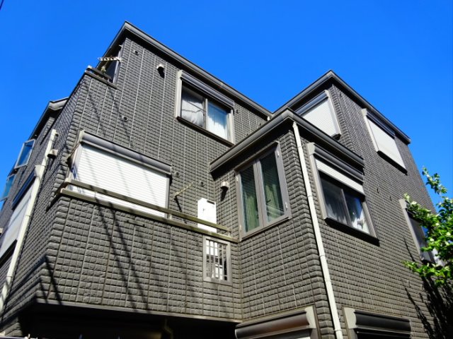 建物外観　落ち着いた雰囲気の外観です