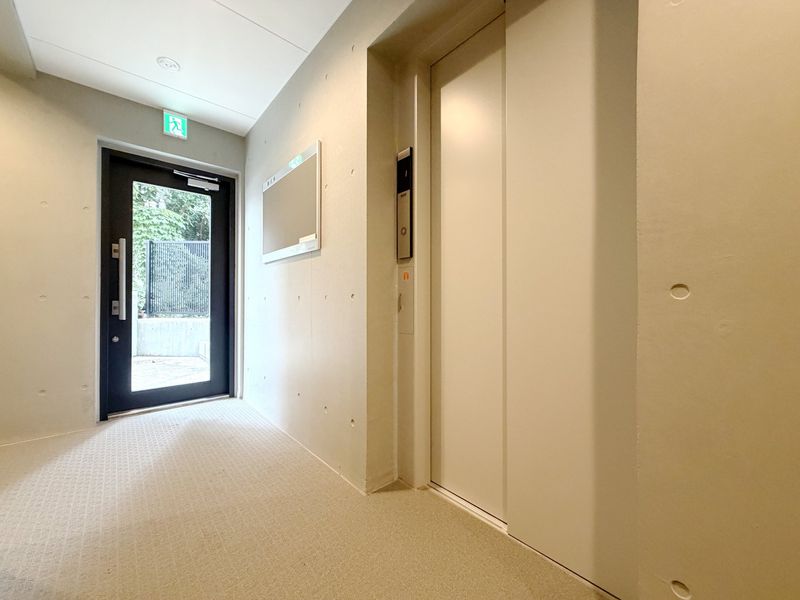 ロビー