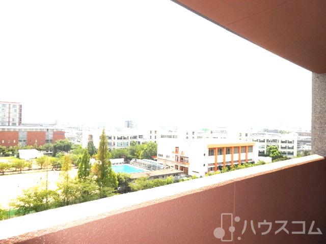 バルコニー　バルコニー完備です。
