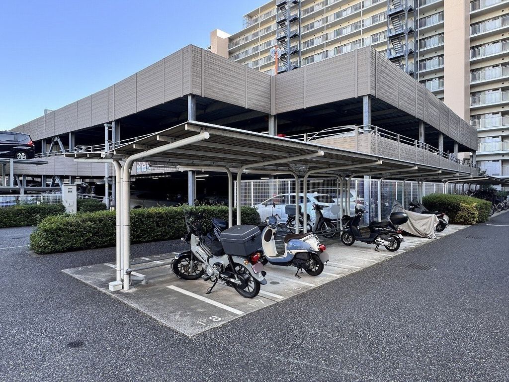 その他設備　バイク置場