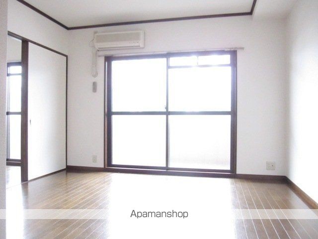 ビエラコート大橋の居間写真